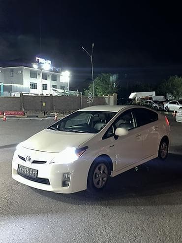195 65 15 с: Toyota Prius: 2011 г., 1.8 л, Автомат, Гибрид, Хэтчбэк — 3