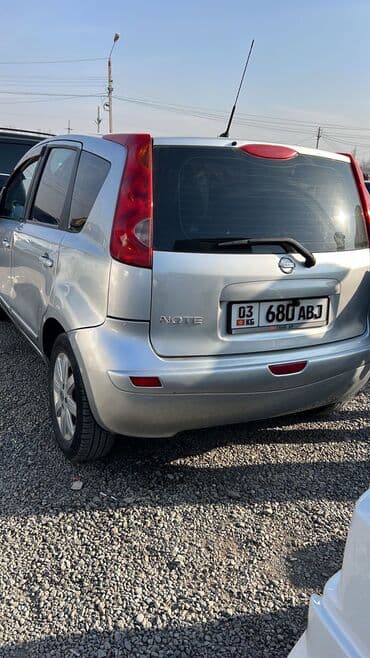 срочно продаю в связи с переездом: Nissan Note: 2008 г., 1.6 л, Автомат, Бензин, Хетчбек — 6