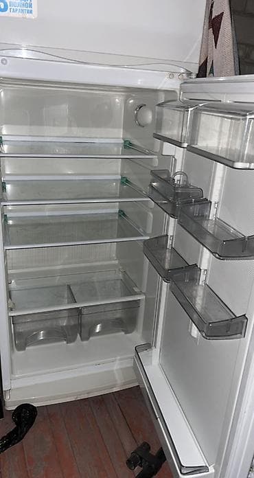 стенка для телевизора: Холодильник Atlant, Б/у, Двухкамерный — 3