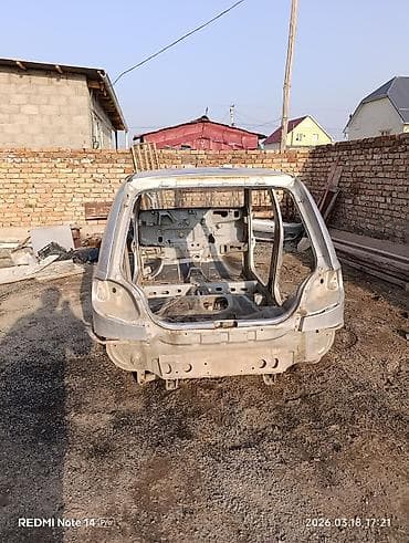 Daewoo: Daewoo Matiz: 2004 г., Кол менен иштөөчү, Бензин, Хетчбек — 1