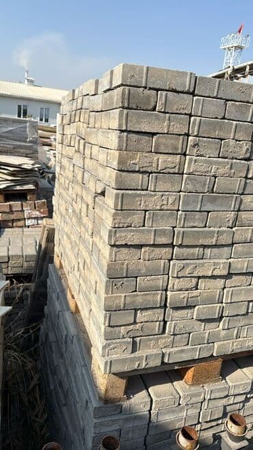 стол для плиты: Тротуарная плитка, Другая модель, Бетонная, Для двора, Б/у — 1