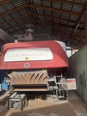 Комбайн зерноуборочный ROSTSELMASH ACROS 530 - Марка/модель
