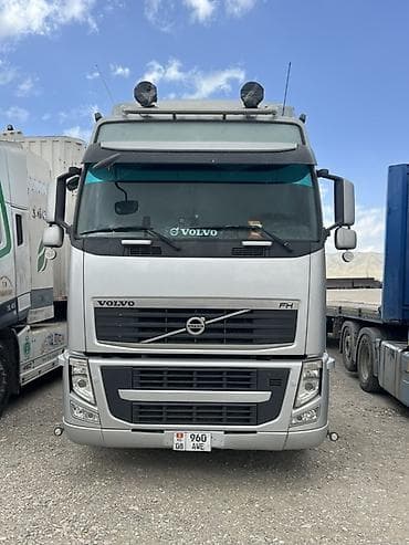 Тягач, Volvo, 2013 г., Трал — 2