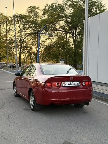 акор: Honda Accord: 2005 г., 2 л, Автомат, Бензин, Седан — 3