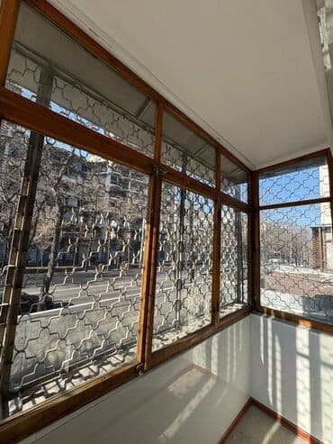 продаю квартиру мкр солнечный: 3 комнаты, 58 м², Индивидуалка, 2 этаж, Косметический ремонт — 4