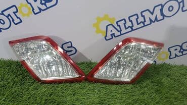 поворотники на виндом: Комплект стоп-сигналов Toyota Б/у, Оригинал — 1