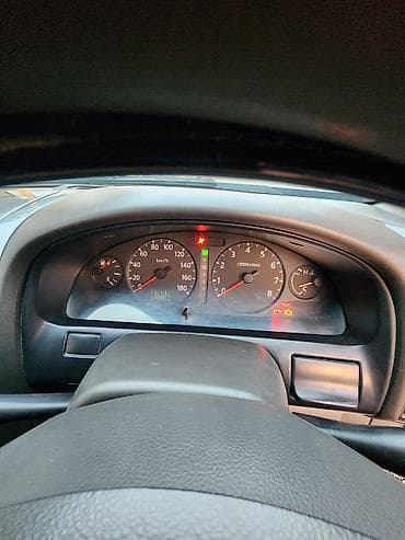 аудио касета: Nissan Cefiro: 2002 г., 2 л, Автомат, Бензин, Седан — 6