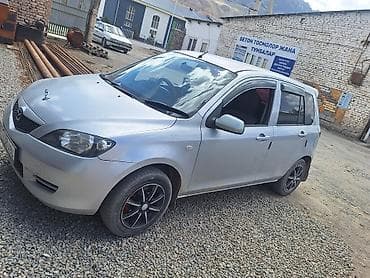 chevrolet aveo 2009: Mazda Demio: 2004 г., 1.3 л, Автомат, Бензин, Хэтчбэк — 4