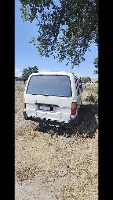 Продажа авто: Toyota Hiace: 1991 г., 2.5 л, Механика, Дизель, Бус — 4