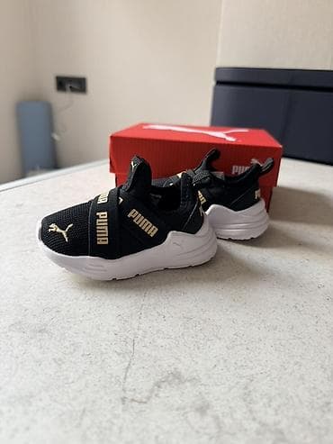 красовки puma: Кроссовки детские Puma - Цвет: черный с золотистыми логотипами, белая — 2