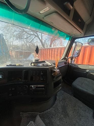 тягачь волво: Тягач, Volvo, 2012 г., Без прицепа — 3