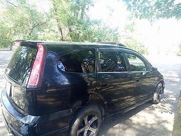 машины стрим: Honda Stream: 2003 г., 2 л, Типтроник, Бензин, Универсал — 3