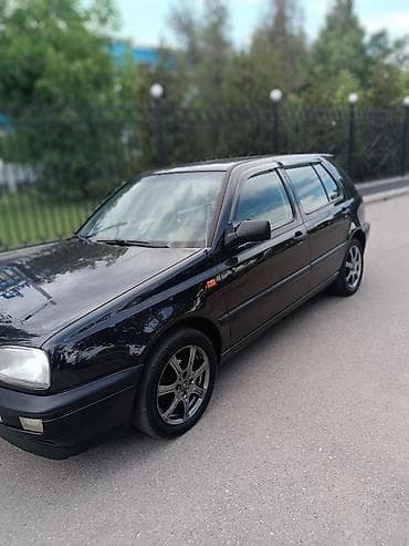 210 cdi: Volkswagen Golf: 1993 г., 1.8 л, Механика, Бензин, Хэтчбэк — 1