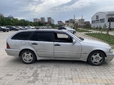 e500 124: Mercedes-Benz C-Class: 2001 г., 2 л, Автомат, Газ, Универсал — 2