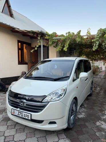 степ рж 1: Honda Stepwgn: 2006 г., 2 л, Типтроник, Бензин, Минивэн — 2