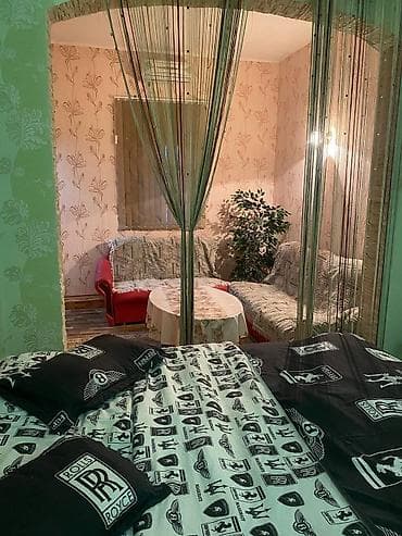 Бөлмөлөрдү ижарага берүү: 30 м², Эмереги менен — 6