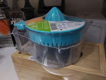 Ручная соковыжималка для цитрусов Üçsan Plastik M-220 - Тип