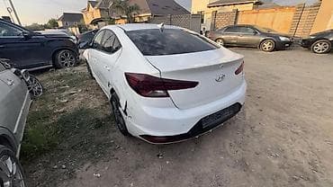 Продажа авто: Hyundai Elantra: 2020 г., Седан — 1