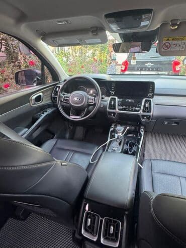 срочно продаю в связи с переездом: Kia Sorento: 2021 г., 2.2 л, Автомат, Дизель — 6
