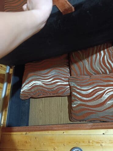 диваны для девочек: Раскладной диван, Б/у — 4