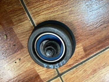 съемник для подшипников: Mitsubishi 4D68 ролик, Митсубиси 2.0 Ролик натяжителя, двигатель — 1