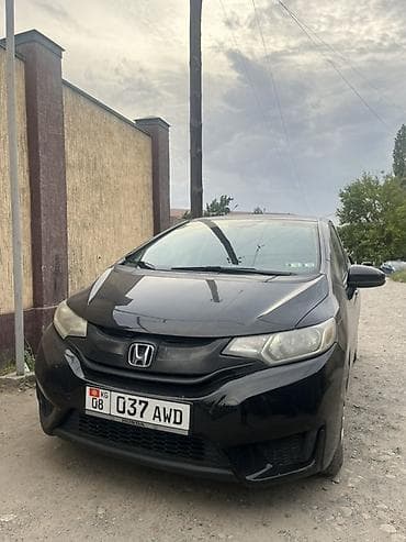 Продажа авто: Honda Fit: 2016 г., 1.5 л, Автомат, Бензин, Хэтчбэк — 1