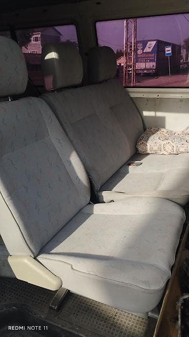 sprinter classic: Volkswagen Transporter: 2002 г., 2.5 л, Ручные, Бензин, Минивэн — 6