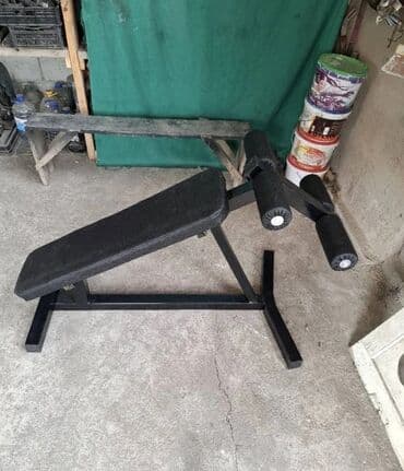 тренажер для ног домашний: Скамья для пресса черного цвета, предназначенная для эффективных — 1