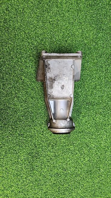 Е70lci F15 N57 Опорный кранштэйн привода 31 50 7 —-600 691 Год