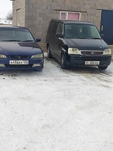 Honda Stepwgn: 2000 г., 2 л, Автомат, Бензин, Минивэн