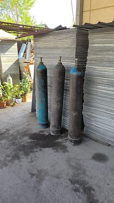 Промышленный газовый баллон, Наполнение: Углекислый газ, Применение: Сварка и резка