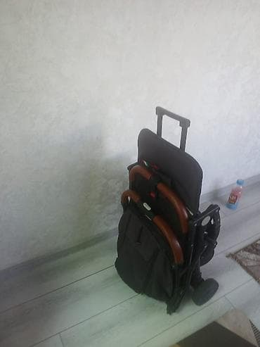 Коляски: Прогулочная коляска-трость (складная, компактная). Особенности: - — 2