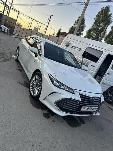 Toyota Avalon: 2018 г., 2.5 л, Автомат, Гибрид, Седан