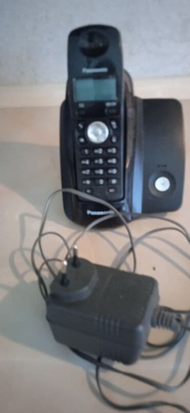 телефонные аппараты с беспроводной трубкой цифровая dect черно белые: Радио телефон Panasonic, б/у, в очень хорошем и рабочем состоянии — 3