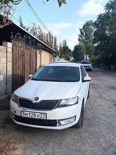 Skoda Rapid: 2015 г., 1.6 л, Механика, Бензин, Седан