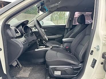 byd leopard: Ssangyong Tivoli: 2019 г., 1.6 л, Автомат, Дизель, Кроссовер — 4