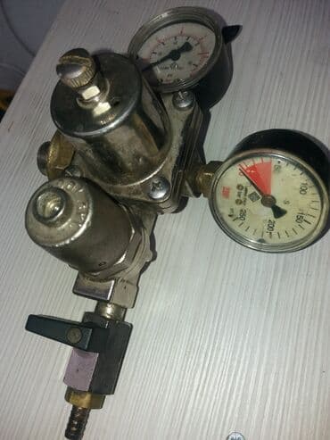 газированные напитки: Редуктор на балон с углекислым газом для разлива пива и других — 2