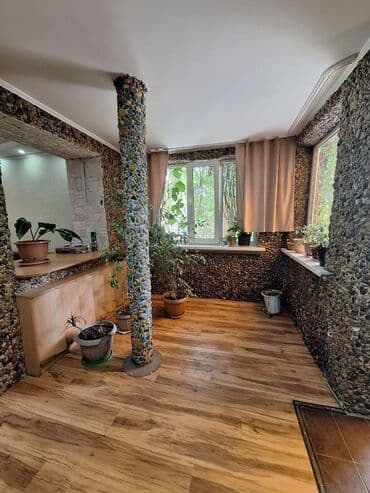 дом аренда на день: 80 м², 3 комнаты, Парковка, Забор, огорожен — 10