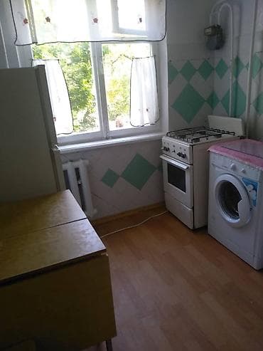 Кыймылсыз мүлк: 3 бөлмө, Менчик ээси, Толугу менен эмереги бар — 6