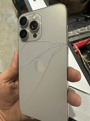 tecno megabook: IPhone 15 Pro Max, Б/у, 256 ГБ, Зарядное устройство, 85 % — 1