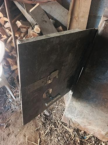 Сейфи продаётся