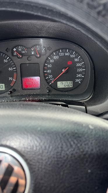 Volkswagen: Volkswagen Golf: 2002 г., 2 л, Автомат, Бензин, Хэтчбэк — 3