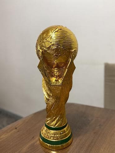 кубоки: Кубок-макет трофея FIFA World Cup. - Реалистичная реплика знаменитого — 1