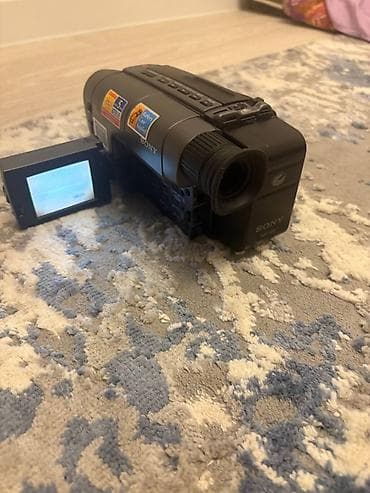 cd disk: Видеокамера Sony Handycam Vision CCD-TRV12E (PAL), формат Video8 — 7