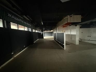 Коммерческая недвижимость: Сдам коммерческое помещение по первой линии на 1 этаже жилого — 9