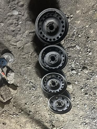 резка наклейки: Железные Диски R 15 Honda, Комплект, Б/у — 1