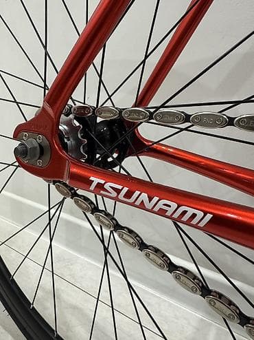 ns bikes: Фикс TSUNAMI snm100 Комплектация: Legend Цвет: красный Ferrari Рама — 7