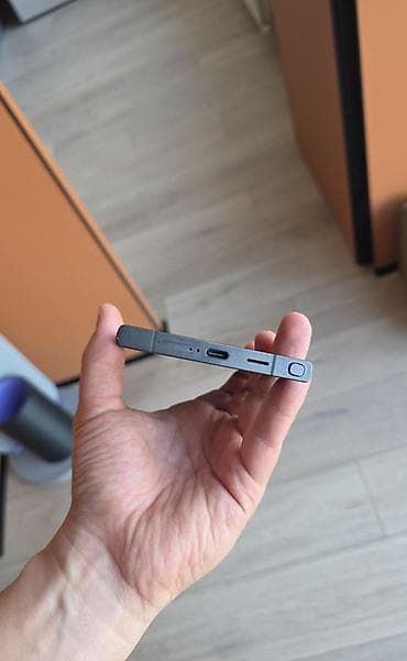 samsung quantum 2: Samsung Galaxy S24 Ultra, Б/у, 512 ГБ, цвет - Серый — 3