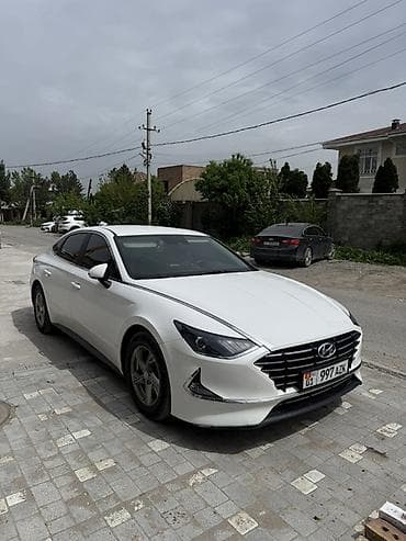 Hyundai Sonata: 2019 г., 2 л, Автомат, Газ, Седан