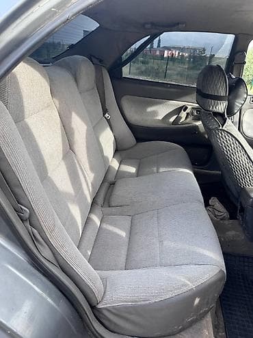 Volkswagen: Volkswagen Passat: 1992 г., 1.8 л, Механика, Бензин, Седан — 7